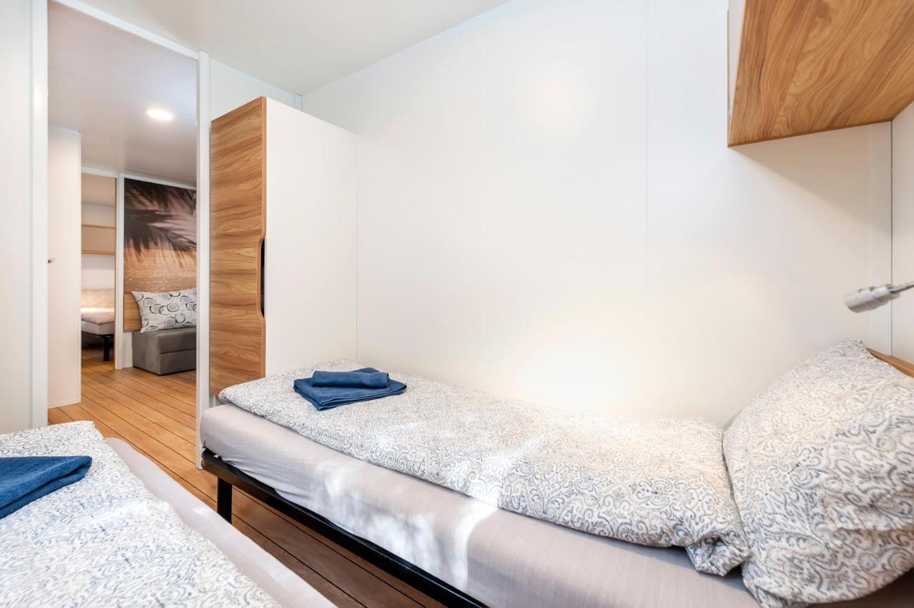 Fantasea Mobile Home Porton Biondi Rovinj Zewnętrze zdjęcie